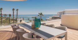 4 bedroom seafront penthouse in Estepona