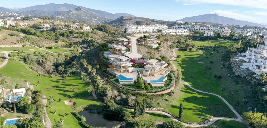 Lujosa promoción de 6 villas en el golf de Estepona